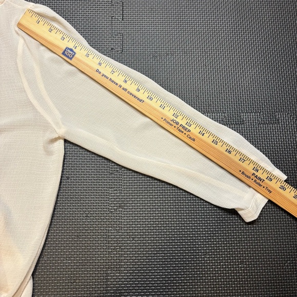 Kimchi Blue Urban Outfitters Ivory Sheer Blouse Women’s Size M Pleated Front - Picture 8 of 8